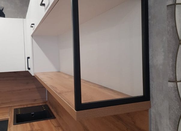 Кухня с барной стойкой Жаклин 2,3х3х1,7 м