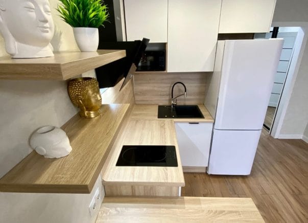 Кухня с барной стойкой Этери 1,2х2х1,4 м