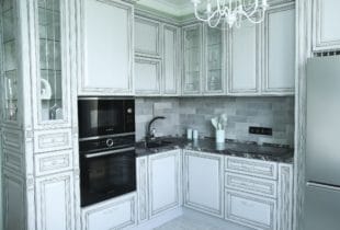 Угловая кухня Бьянка 2,2х2,7 м